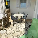 App Oliver מאלינסקה
