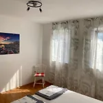 App Oliver Apartament *