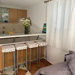 App Oliver Apartament *