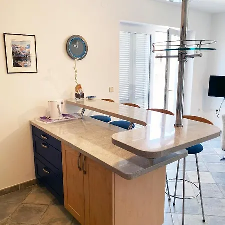 App Oliver Apartman Malinska