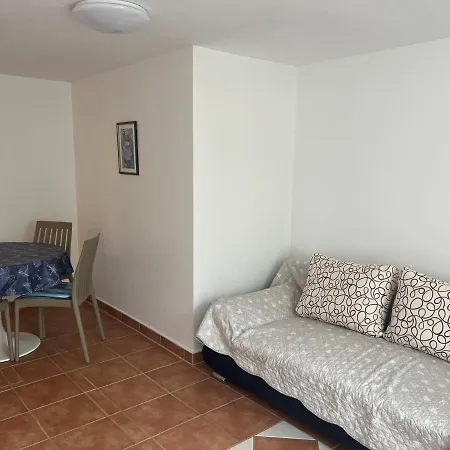 App Oliver Apartment
