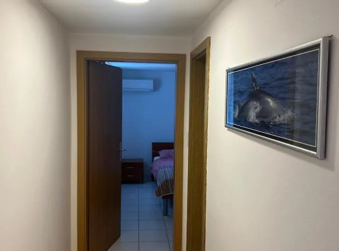 App Oliver Апартаменты Малинска