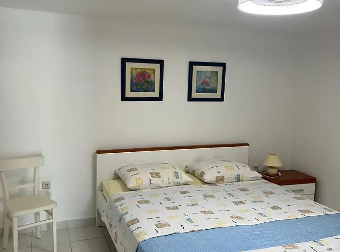 App Oliver Lägenhet Malinska